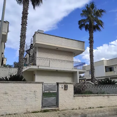 Апартаменты Gallipoli Beach *