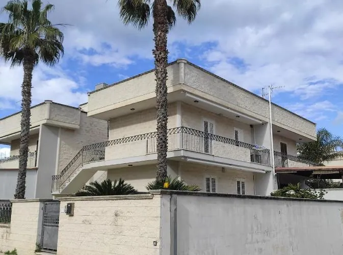 Gallipoli Beach Apartment